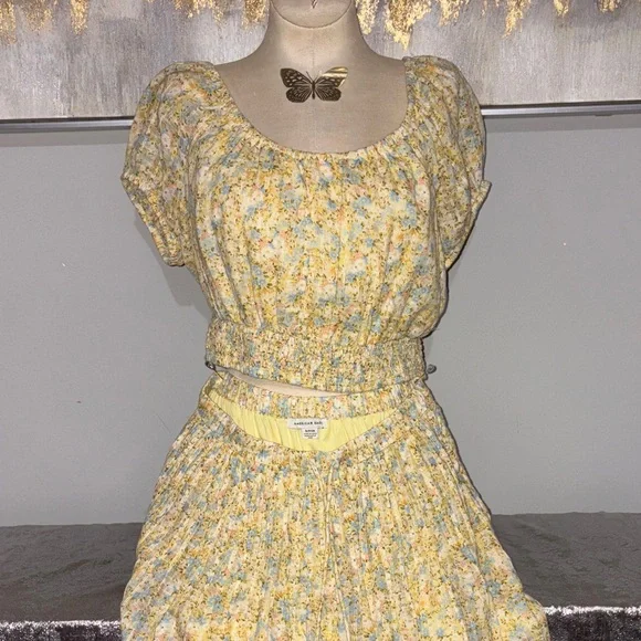 American Eagle Outfitters Floral Yellow Skirt Set - Picture 3 of 4